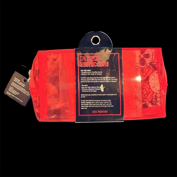 [ 2 FOR $25 ] 💀 MAKEUP REMOVING CLOTHS PACK OF 4 - Picture 5 of 6